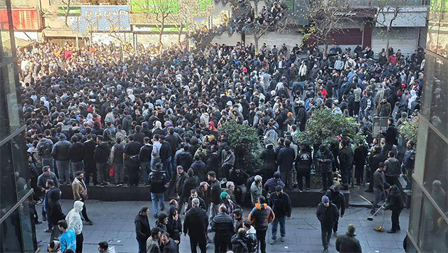 استمرار قیام؛ رمز پیشروی همه‌جانبه تا پیروزی